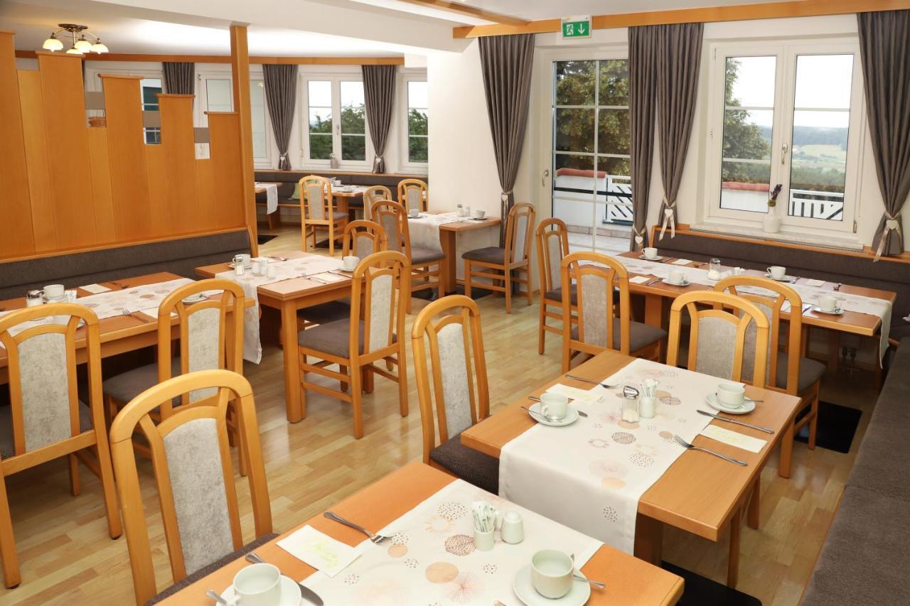 Sonntagsberg Hof Familie Fiedler Hotell Bad Waltersdorf Exteriör bild
