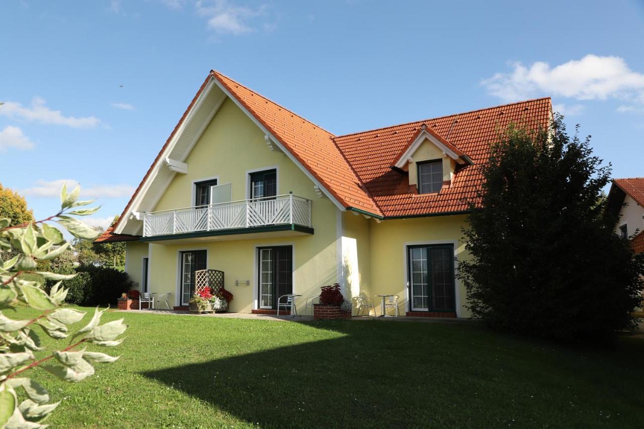 Sonntagsberg Hof Familie Fiedler Hotell Bad Waltersdorf Exteriör bild